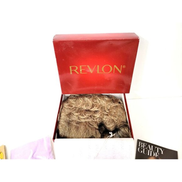 Revlon 6156 Lady Palm Beach Wig Color 16R NIB - Picture 4 of 5